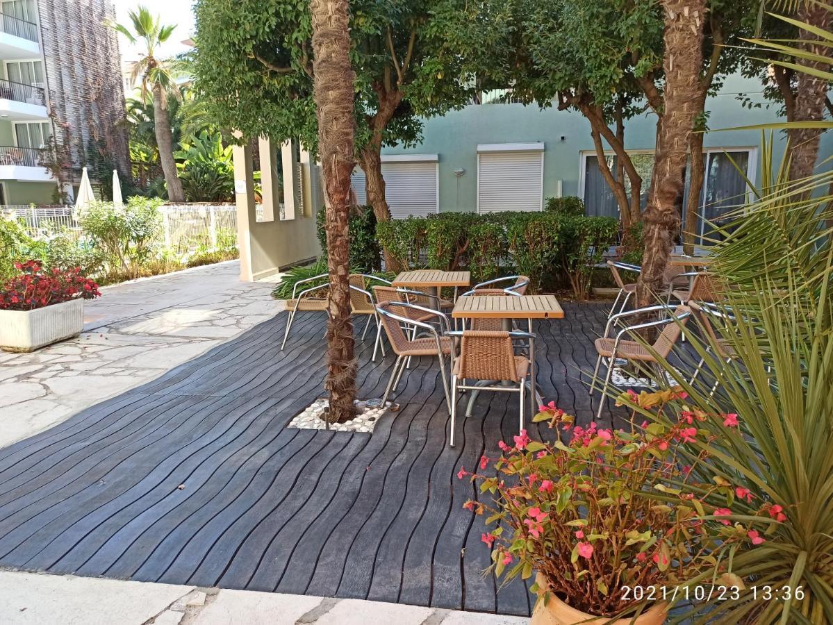 Апартаменты Rooftop- Jacuzzi - Terrasse - Parking Антиб Экстерьер фото